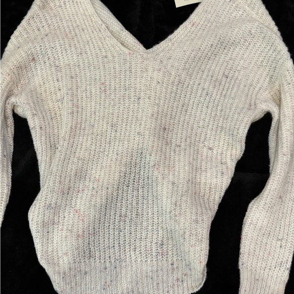 Francesca’s knot sweater - Picture 3 of 5